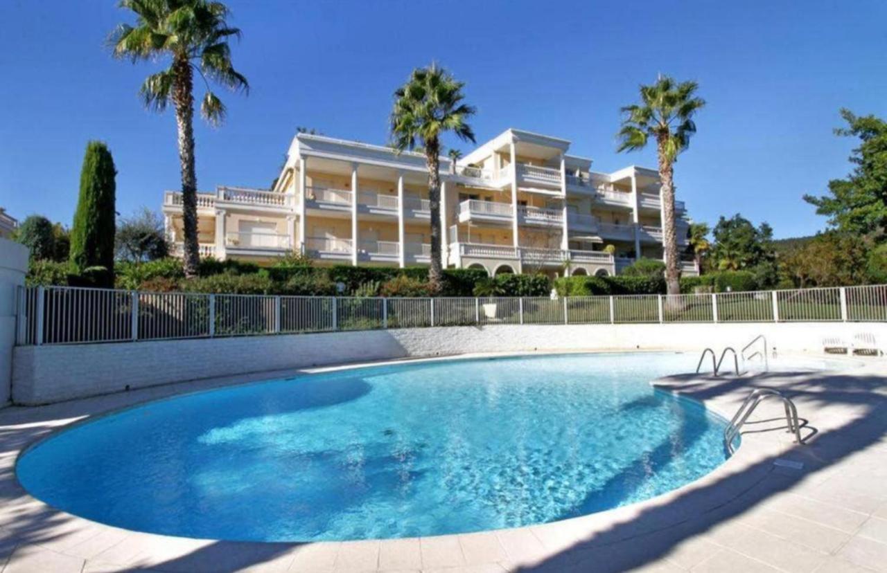 Residence Standing Riviera Golf Mandelieu Eksteriør billede